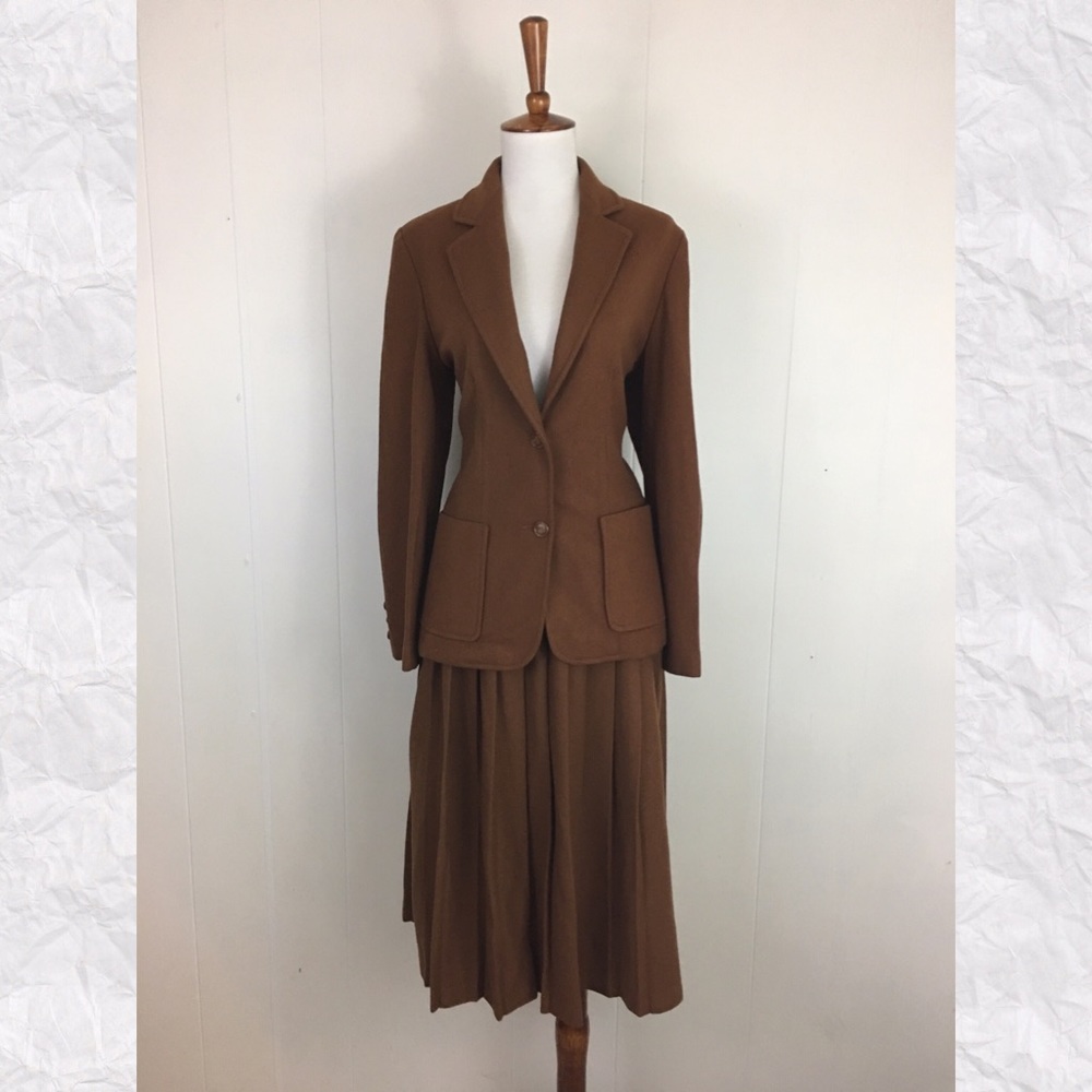 Vintage Wool Blazer Jacket & Pleated Skirt Suit